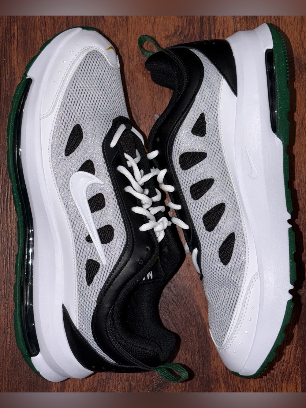 Nike size 11.5 Running Shoes air max